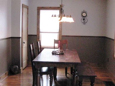 365 W 14th St, Auburn, IN 46706 - photo 4