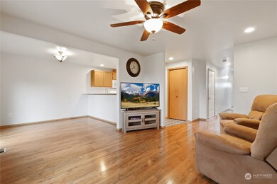 477 Brook Place, Sedro Woolley, WA 98284 - photo 3