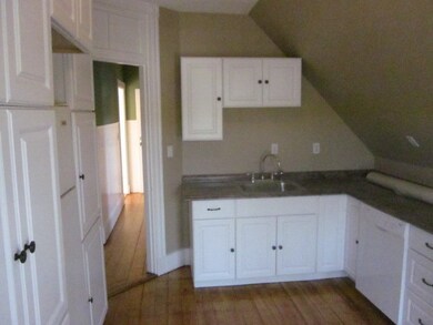 69 Perham St unit 3, West Roxbury, MA 02132 - photo 7