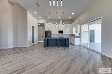 7613 Twin Lakes, Brownsville, TX 78520 - photo 6