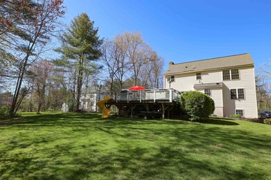 101 Litchfield Rd, Londonderry, NH 03053 - photo 2