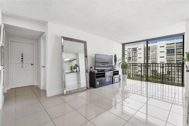 Plaza of the Americas unit 707, Sunny Isles Beach, FL 33160 - photo 7