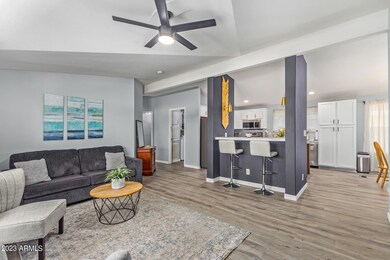 2121 N. Center 8
