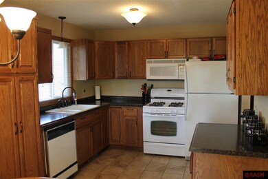 You will not be left out of the fun in this kitche