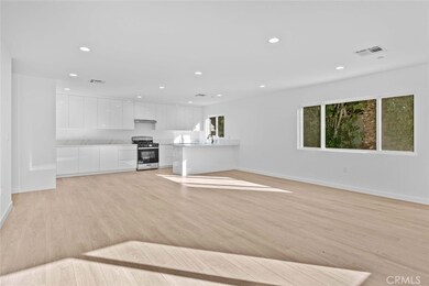 6842 Cedros Ave, Van Nuys, CA 91405 - photo 5