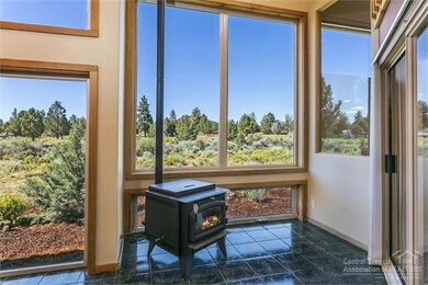 22014 Banff Dr, Bend, OR 97702 - photo 3