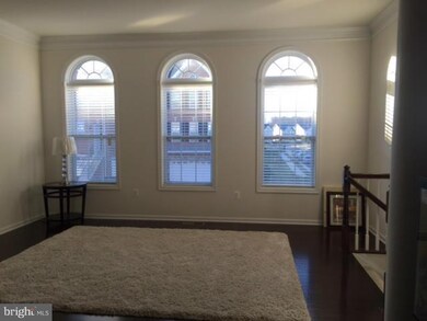 43281 Mitcham Square, Ashburn, VA 20148 - photo 2