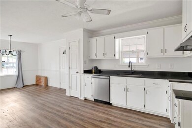 2356 Old Shell Rd, Mobile, AL 36607 - photo 7