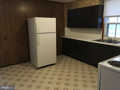 111 W B St, Brunswick, MD 21716 - photo 5