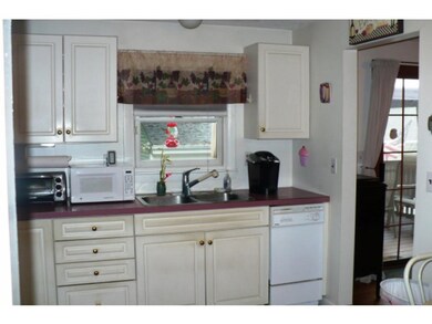 88 Meadowcrest Dr, Bedford, NH 03110 - photo 3