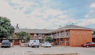 0 SW 43rd St unit Package of 36 units, Oklahoma City, OK 73109 - photo 2