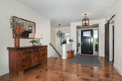 1013 Clare Ct NW unit Northwest, Cascade, IA 52033 - photo 4