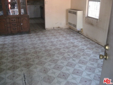 9607 S Evers Ave, Compton, CA 90222 - photo 3