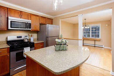 69 Joy Dr unit F4, South Burlington, VT 05403 - photo 2