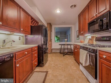 616 W Saint Andrews Dr, Media, PA 19063 - photo 6