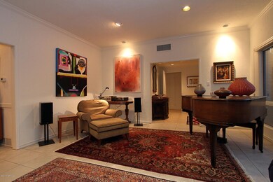 Living Room 5