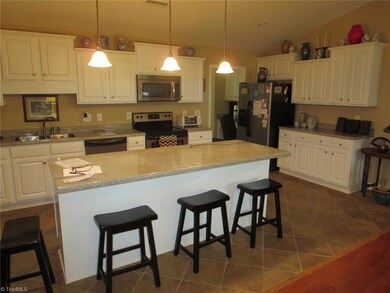 3140 Zoo Pkwy unit 403, Asheboro, NC 27205 - photo 6