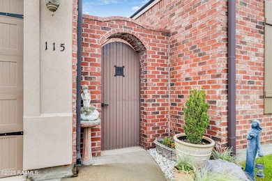 2-web-or-mls-115 Palm Springs Ave-2
