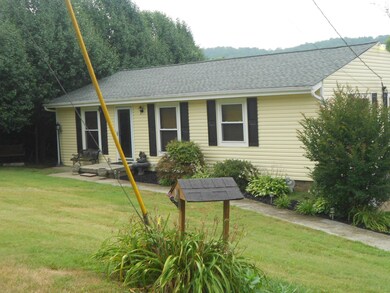 404 Bays Mountain Rd, Knoxville, TN 37920 - photo 2