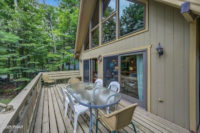 34 Roamingwood Rd, the Hideout, PA 18436 - photo 5