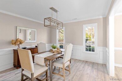 Diningroom with Vinyl Planked Floor