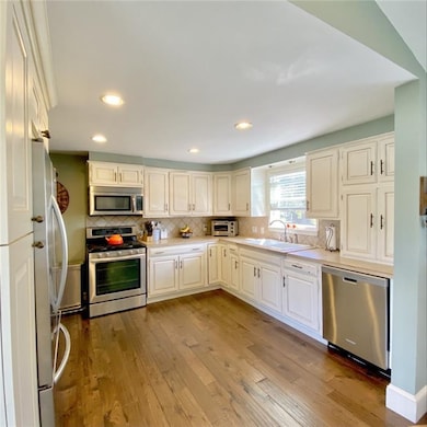 101 Briarcliffe Rd, Cranston, RI 02910 - photo 6