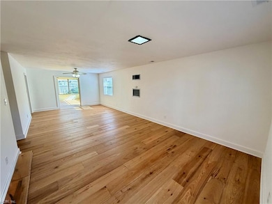 172 W Bayview Blvd, Norfolk, VA 23503 - photo 5