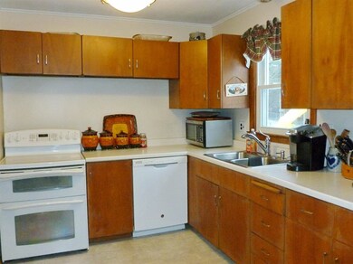 81 Dells Rd, Littleton, NH 03561 - photo 5