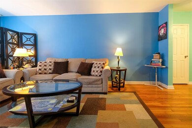 East Rock unit B4, East Rockaway, NY 11518 - photo 6