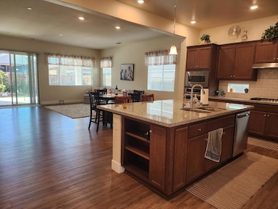 1267 Laurel Dr, Manteca, CA 95336 - photo 5