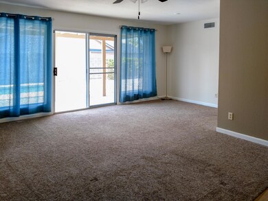 Living/dining Rooms