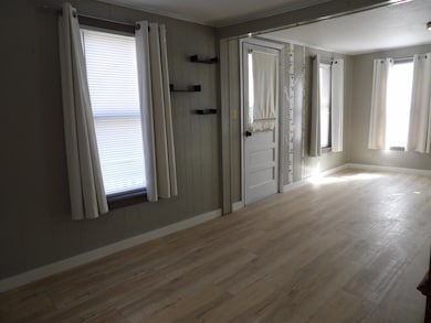 583 N Main St, Wallingford, VT 05773 - photo 5