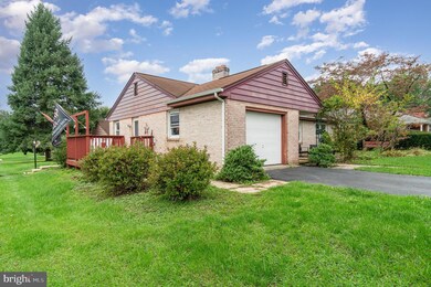 781 S Harrison St, Palmyra, PA 17078 - photo 3