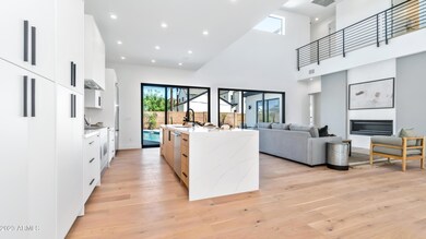 4902 E Piccadilly Rd-21