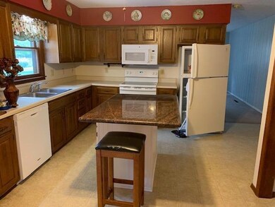 3430 Dirr Ave, Parsons, KS 67357 - photo 5