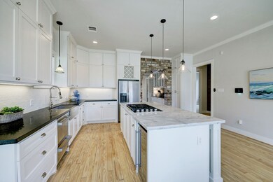 1008 Northwood St, Houston, TX 77009 - photo 5