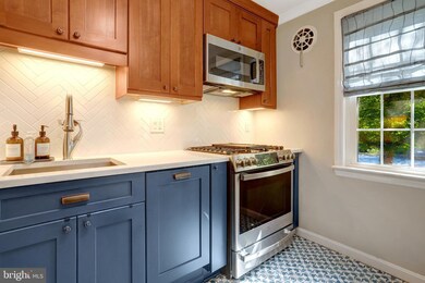 6513 Potomac Ave unit A2, Alexandria, VA 22307 - photo 5