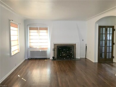 3371 Superior Park Dr, Cleveland Heights, OH 44118 - photo 5