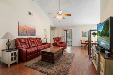 10211 Heather Hill Dr, Houston, TX 77086 - photo 4