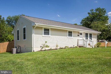 1900 Lewis Ave, Rockville, MD 20851 - photo 2