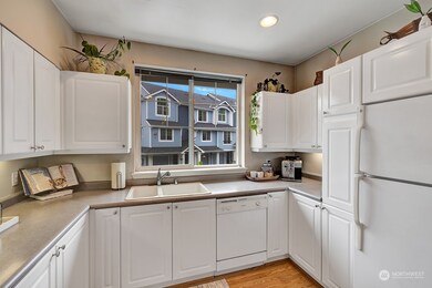 16125 Juanita Woodinville Way NE unit 303, Bothell, WA 98011 - photo 7