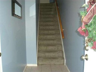 115 Tennis Plaza Rd unit 1, Dracut, MA 01826 - photo 3