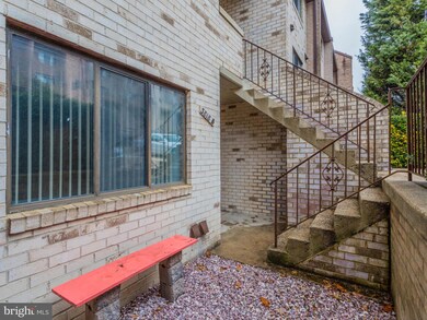 3818B Steppes Ct, Falls Church, VA 22041 - photo 2