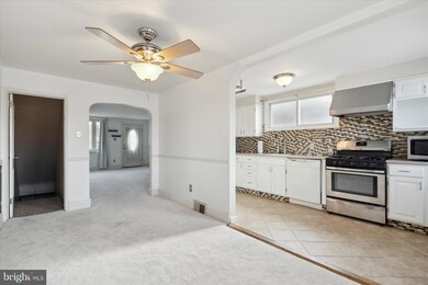 1060 Oakwood Dr, Glenolden, PA 19036 - photo 5