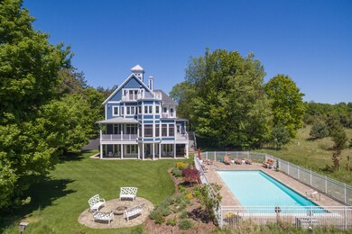 17300_Beachview_Dr-52