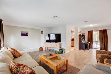 Joerg - Living Room 6