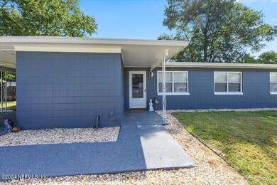 2165 Bo Peep Dr W, Jacksonville, FL 32210 - photo 6