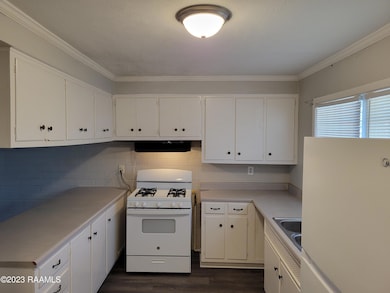 869 von Blond unit A, Lake Charles, LA 70615 - photo 2