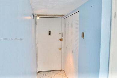 1250 Alton Rd unit 2C, Miami Beach, FL 33139 - photo 3