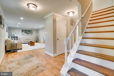 2908 Rock Manor Ct, Herndon, VA 20171 - photo 6